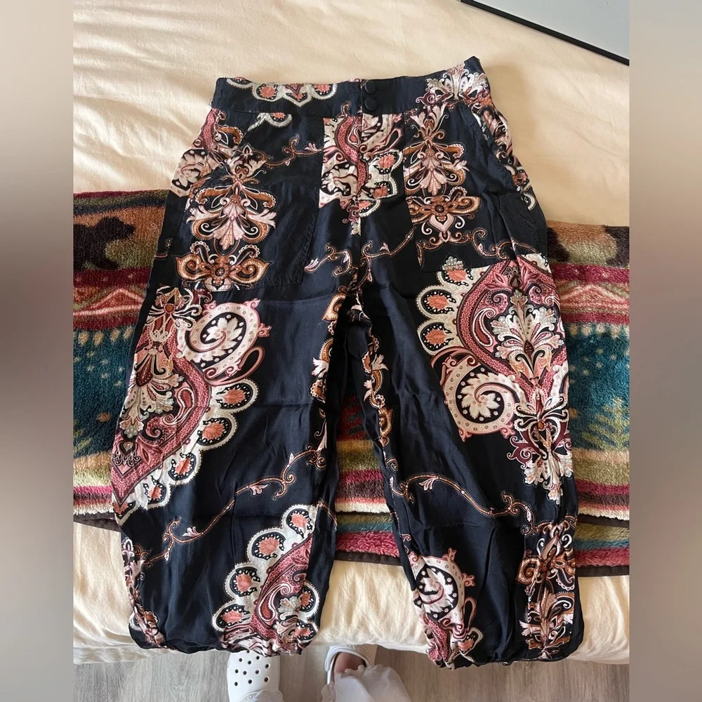 Wide Leg/Jogger Pants - Picture 1 of 2